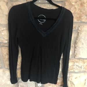 Longsleeve Black INC V-neck Top